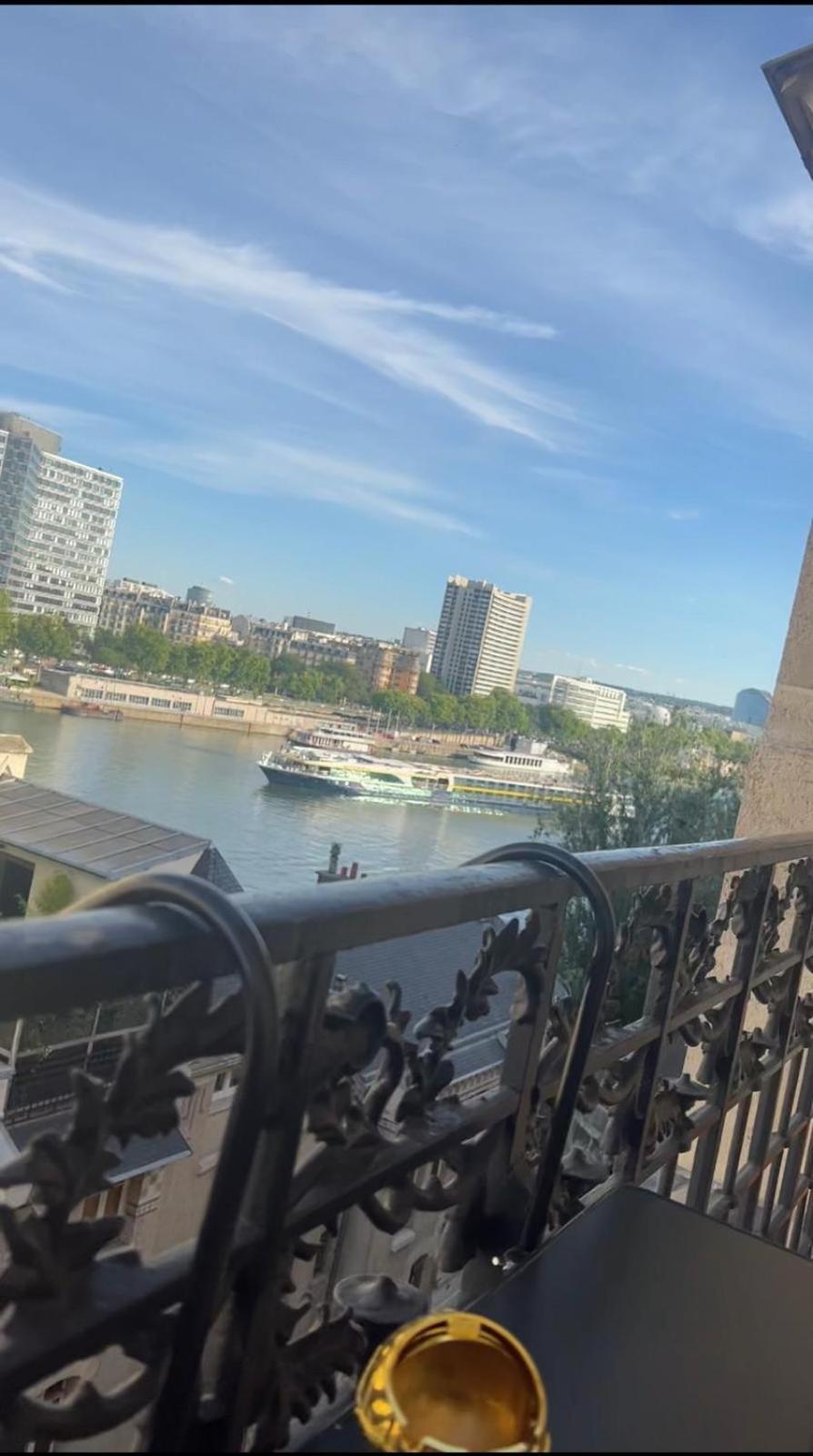 Quai De Seine Tour Eiffel Trocadero Lägenhet Paris Exteriör bild