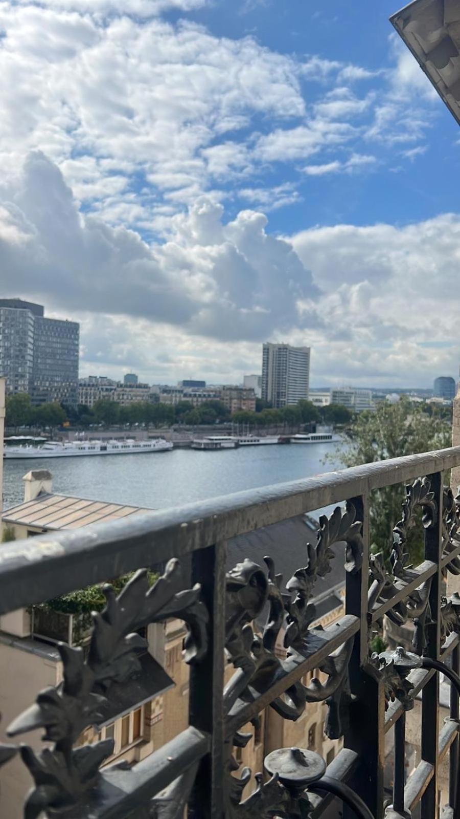 Quai De Seine Tour Eiffel Trocadero Lägenhet Paris Exteriör bild